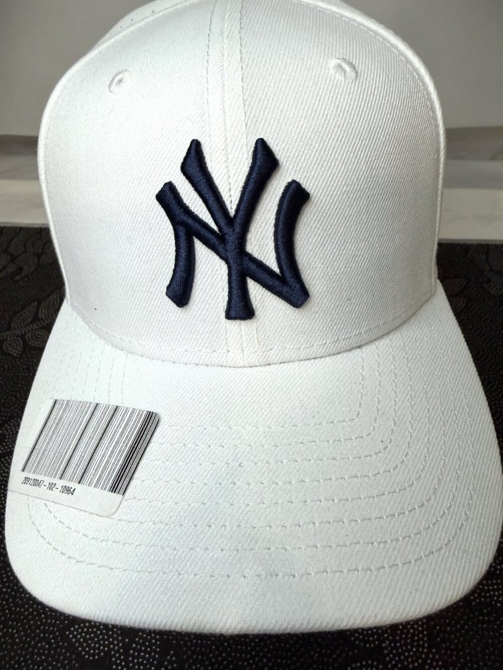 New Era 9SEVENTY New York Yankees White COOLERA /MICROERA Adjustable Cap/Hat